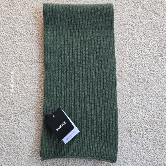 NWT Mackie Wool Ribbed Scarf Green Robert Mackie Scotland - Picture 5 of 8